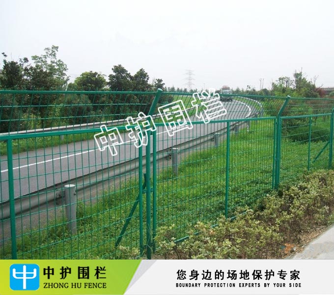 公路邊框護欄